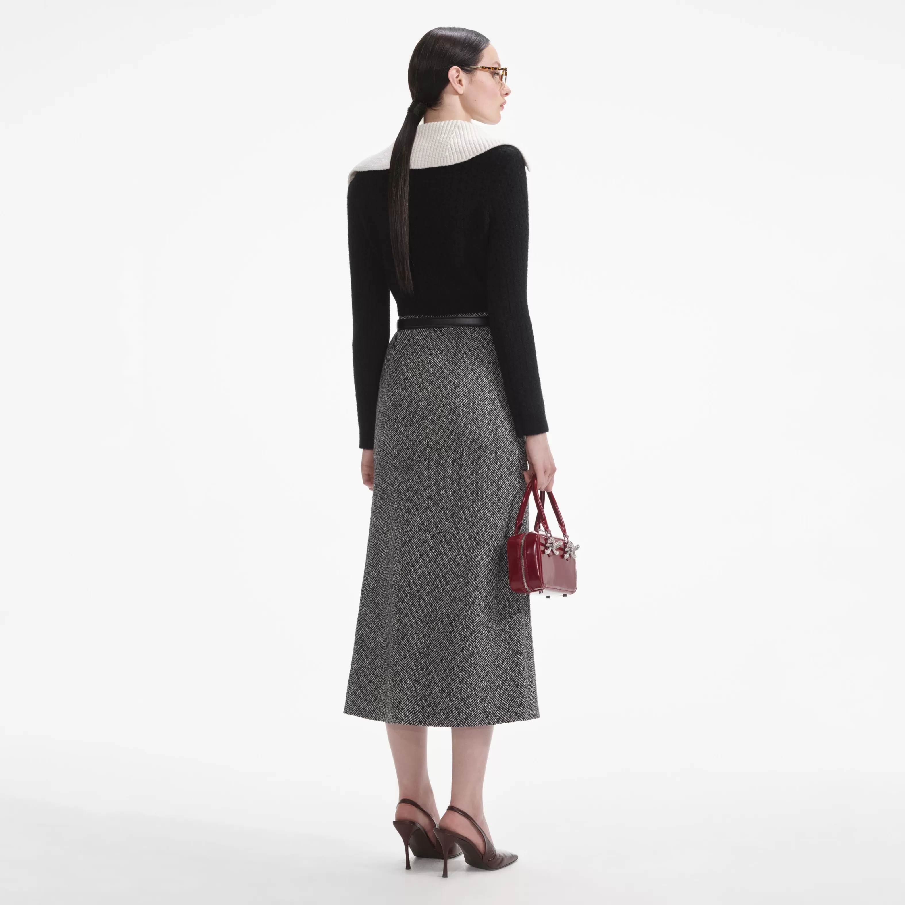 black_cashmere_blend_jumper_10203.webp Shop Cashmere Blend Jumper Tops