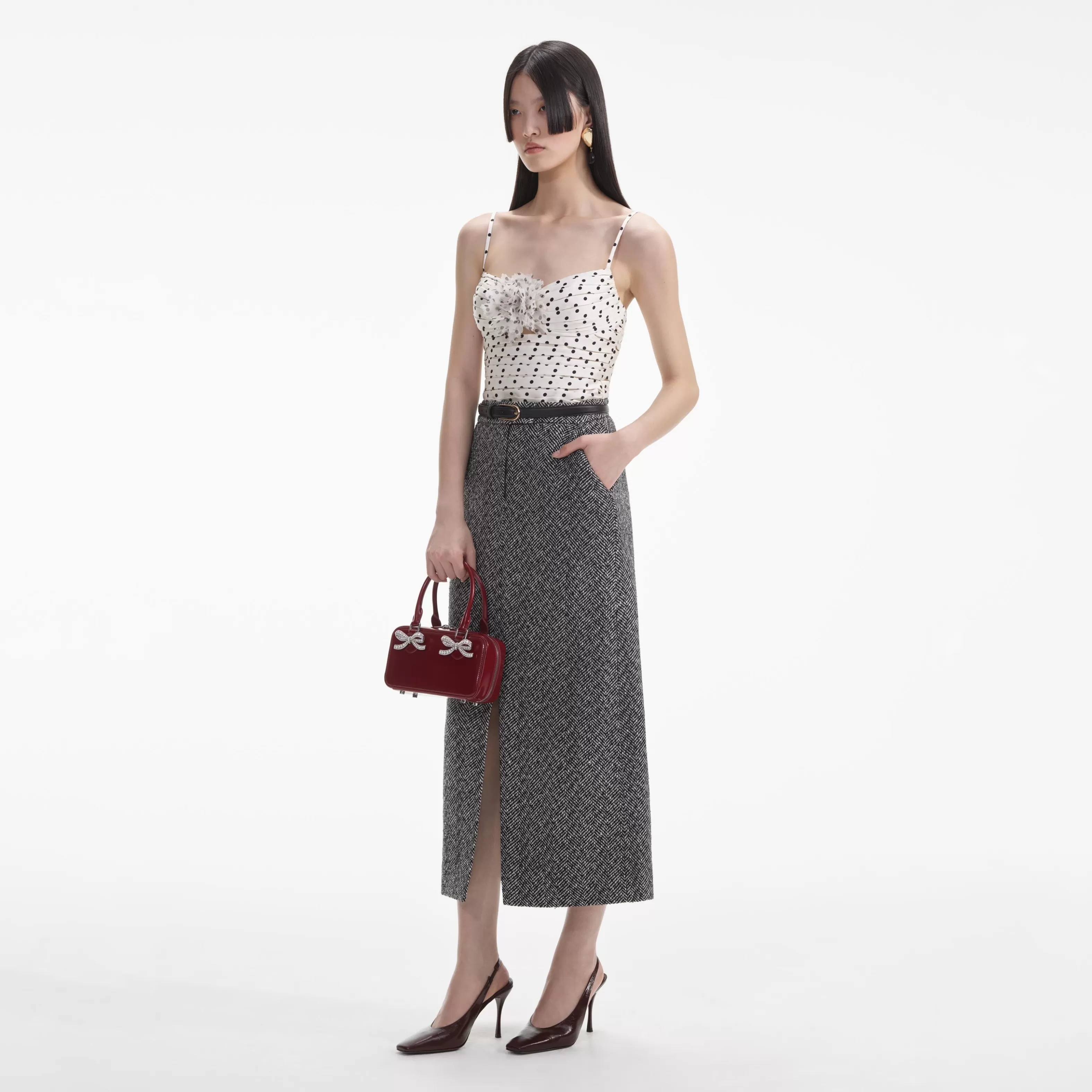 black_herringbone_midi_skirt_10447.webp Discount Herringbone Midi Skirt Bottoms