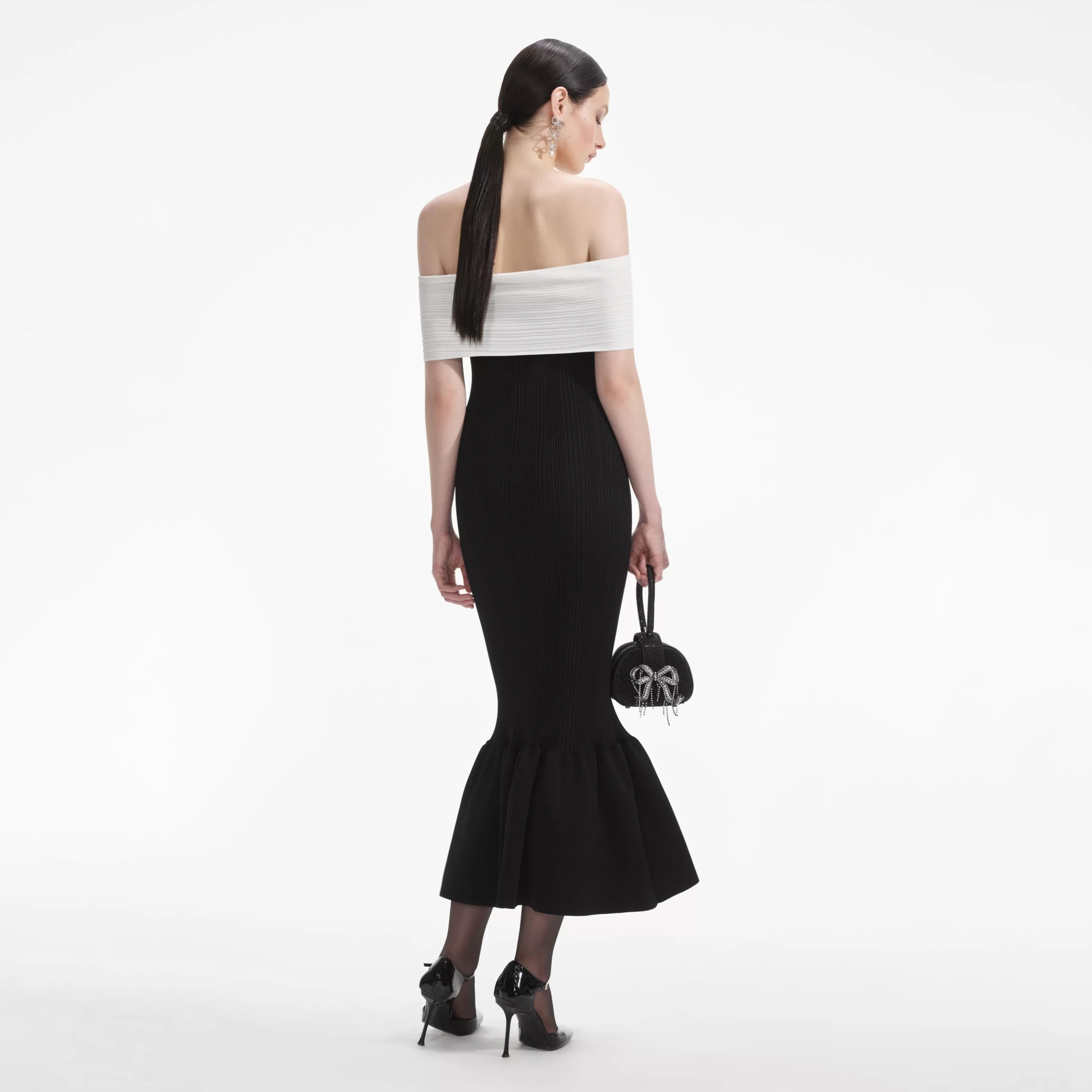 black_knit_bow_midi_dress_7615.webp Fashion Knit Bow Midi Dress Dresses | Knitwear