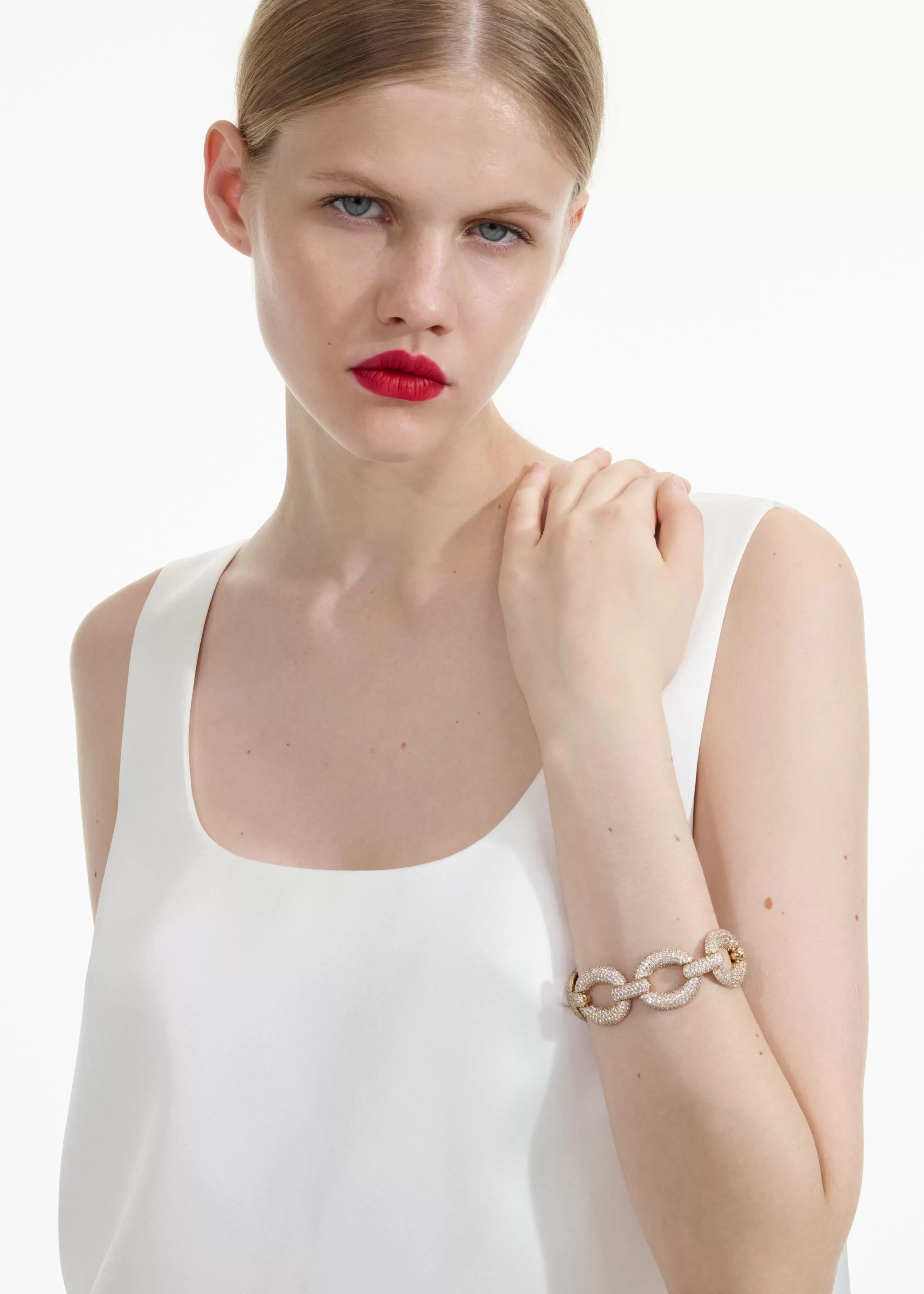 gold_crystal_link_bracelet_10877.webp Shop Crystal Link Bracelet Jewellery