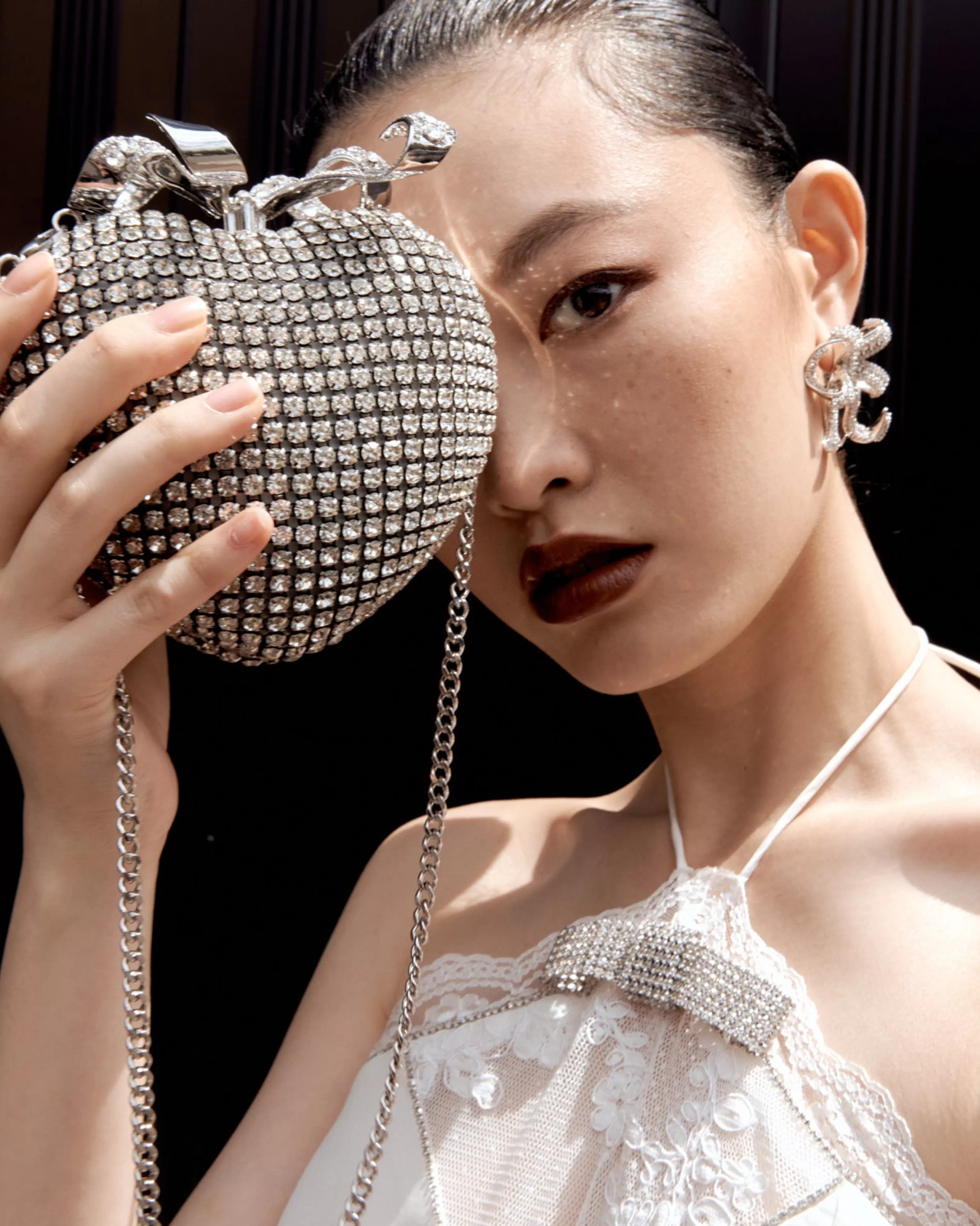 silver_crystal_heart_clutch_11270.webp Fashion Crystal Heart Clutch Handbags